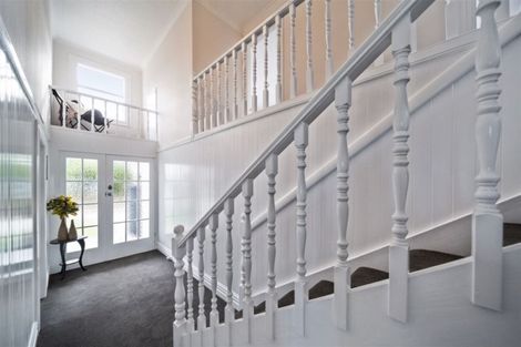 Photo of property in 36 Tawhiti Road, Hawera, 4610