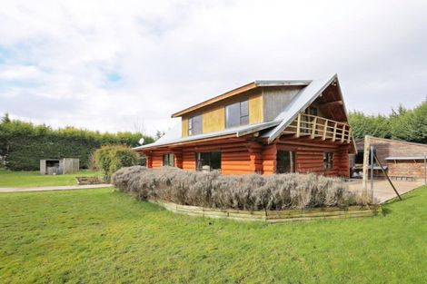 Photo of property in 15 Douglas Street, Winton, 9720