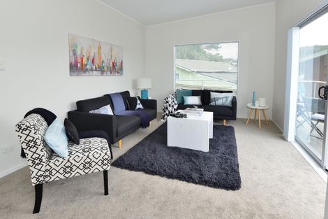 Photo of property in 3 Waiwera Place, Waiwera, Orewa, 0994