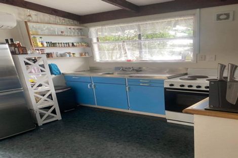 Photo of property in 48 Shakespear Road, Army Bay, Whangaparaoa, 0930