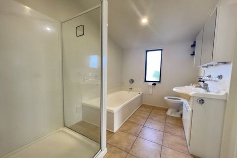 Photo of property in 3a Domain Road, Weymouth, Auckland, 2103