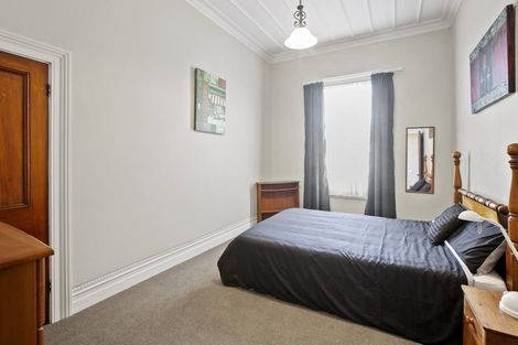 Photo of property in 209 Devon Street West, New Plymouth, 4310