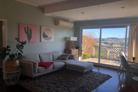 Photo of property in 107 Nevay Road, Miramar, Wellington, 6022