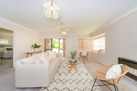 Photo of property in 112 John F Kennedy Drive, Milson, Palmerston North, 4414