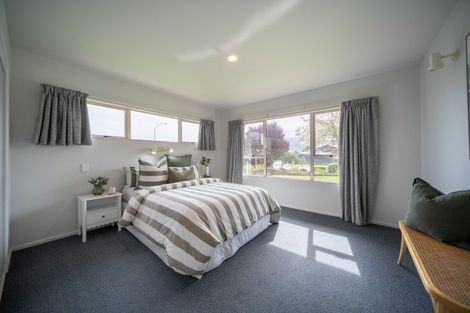 Photo of property in 30 Govan Drive, Te Anau, 9600