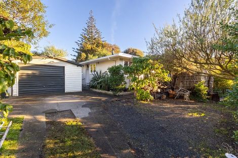 Photo of property in 5 Leinster Avenue, Raumati South, Paraparaumu, 5032