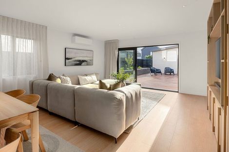 Photo of property in 9 Kauri Point Drive, Rototuna North, 3210