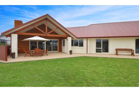 Photo of property in 14 Lakeland Avenue, Twizel, 7901