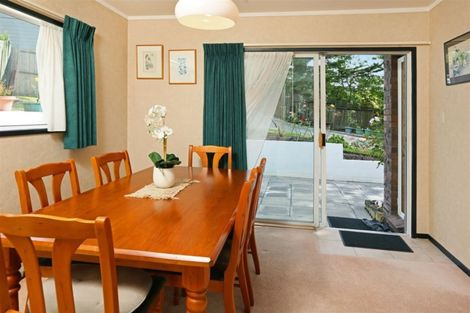Photo of property in 29 Eyre Street, Henderson, Auckland, 0612