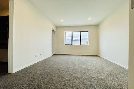 Photo of property in 30 Auranga Drive, Karaka, Papakura, 2113