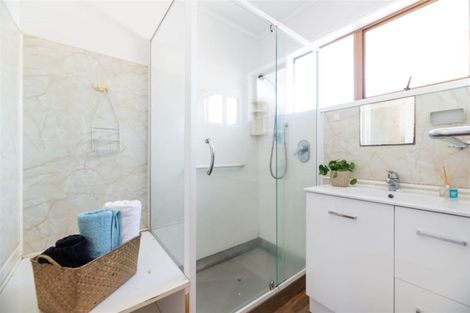 Photo of property in 1/159 Te Atatu Road, Te Atatu South, Auckland, 0610