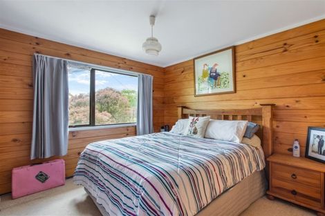 Photo of property in 15a Main Road, Tawa, Wellington, 5028