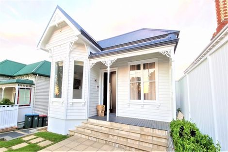 Photo of property in 45 Saint Georges Bay Road, Parnell, Auckland, 1052