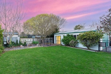 Photo of property in 5 Yeovil Place, St Albans, Christchurch, 8052