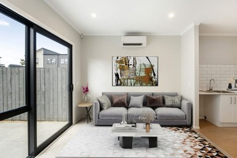 Photo of property in 2/17 Samuel Marsden Place, Whenuapai, Auckland, 0618