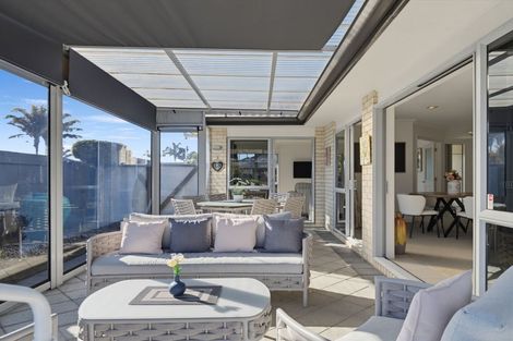 Photo of property in 24 Bucklands Crescent, Papamoa Beach, Papamoa, 3118