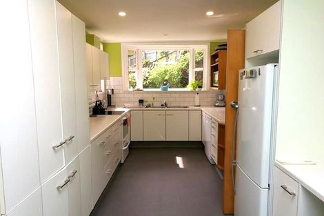 Photo of property in 74 Warwick Street, Wilton, Wellington, 6012