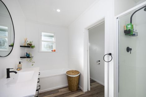 Photo of property in 11 Juliana Place, Awapuni, Palmerston North, 4412