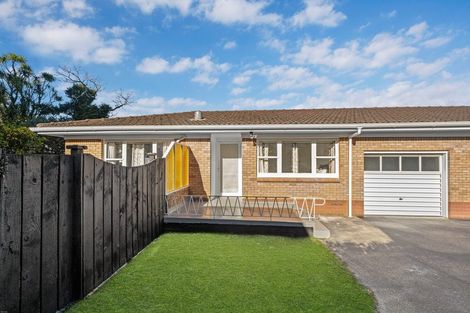Photo of property in 2/23 Alexander Avenue, Papatoetoe, Auckland, 2025