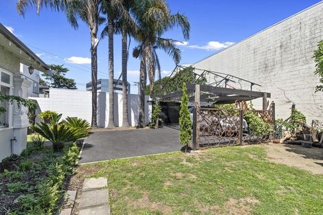 Photo of property in 14 Little London Lane, Hamilton Central, Hamilton, 3204