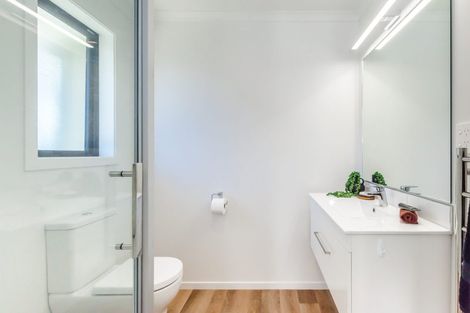 Photo of property in 6 Kaiwaru Place, Waikanae, 5036