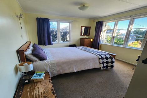 Photo of property in 62 Tahapa Crescent, Meadowbank, Auckland, 1072