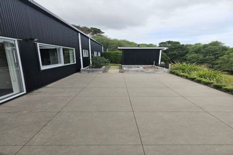 Photo of property in 69a Waikoukou Valley Road, Waimauku, 0882