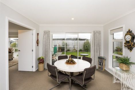 Photo of property in 18 Accolade Street, Maewa, Feilding, 4702