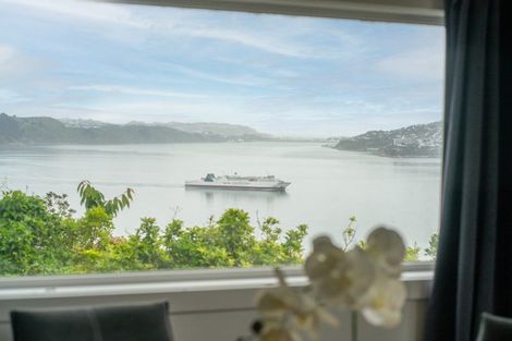 Photo of property in 2/72 Homebush Road, Khandallah, Wellington, 6035