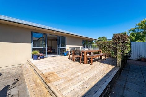 Photo of property in 30 Moulton Street, Moturoa, New Plymouth, 4310