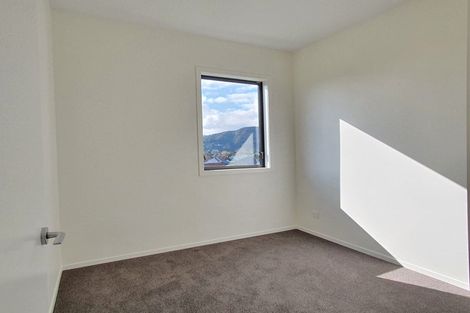 Photo of property in 94 Cambridge Terrace, Waterloo, Lower Hutt, 5011