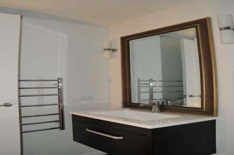 Photo of property in 2b Devon Street, Aro Valley, Wellington, 6021