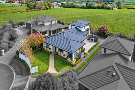 Photo of property in 6 Edna Wills Place, Hawera, 4610