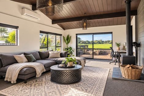Photo of property in 33a Fitzroy Road, Fitzroy, New Plymouth, 4312