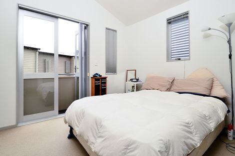 Photo of property in 21 Albionvale Road, Glen Eden, Auckland, 0602