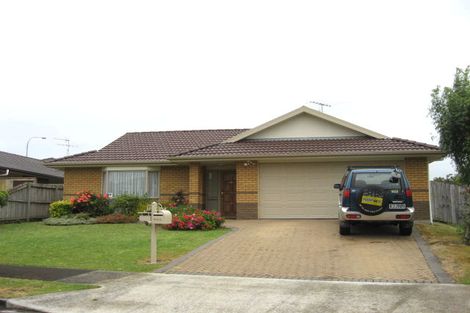 Photo of property in 6 Beverage Place, Rosehill, Papakura, 2113