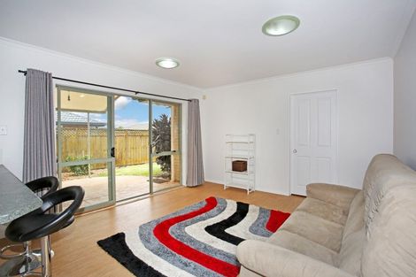 Photo of property in 6 Cottesmore Place, Huntington Park, Auckland, 2013