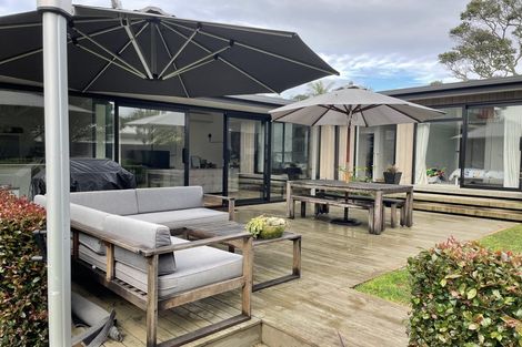 Photo of property in 21 Alfred Street, Northcote Point, Auckland, 0627