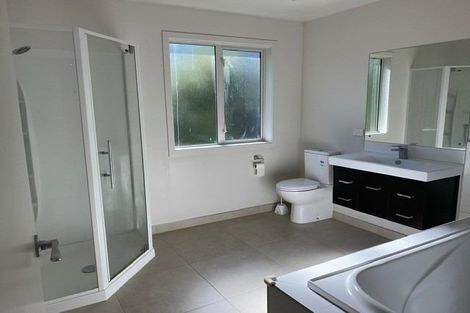 Photo of property in 9 Gifford Grove, Churton Park, Wellington, 6037