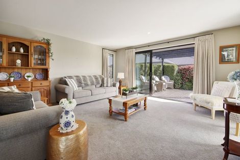 Photo of property in 1 Pimlico Place, Rangiora, 7400