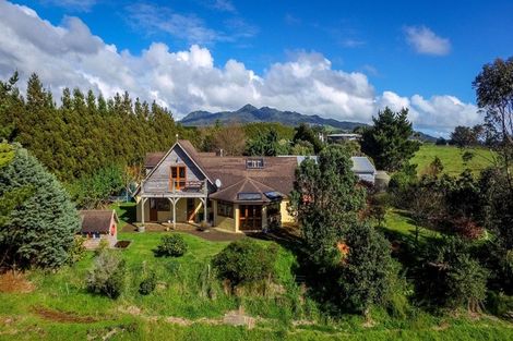 Photo of property in 223 Plymouth Road, Omata, New Plymouth, 4374
