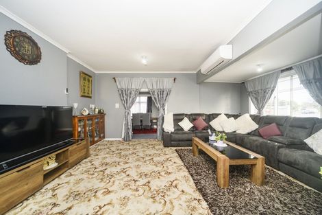 Photo of property in 698 Pioneer Highway, Takaro, Palmerston North, 4412