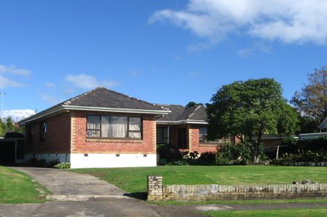 Photo of property in 25 Oakland Avenue, Papatoetoe, Auckland, 2025