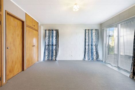 Photo of property in 38d Hetherington Road, Ranui, Auckland, 0612