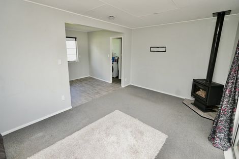Photo of property in 34 Acacia Street, Kelvin Grove, Palmerston North, 4414