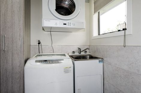 Photo of property in 28 Matama Road, Glen Eden, Auckland, 0602