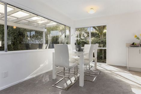 Photo of property in 1/8 Tallington Crescent, Torbay, Auckland, 0630
