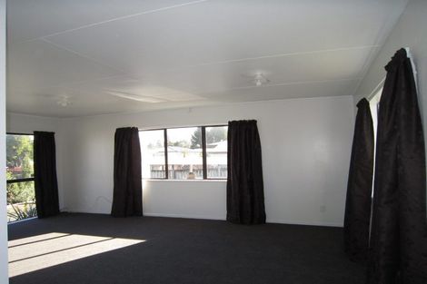 Photo of property in 373a Kahikatea Drive, Dinsdale, Hamilton, 3204