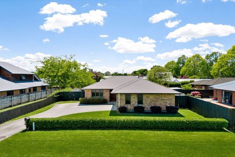 Photo of property in 33 Moore Street, Leamington, Cambridge, 3432