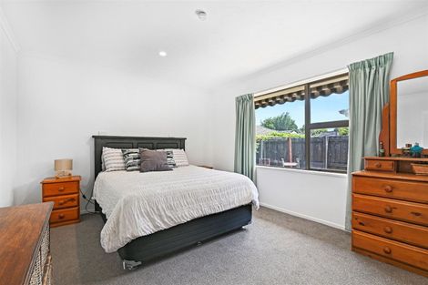 Photo of property in 2/1 Thorrington Road, Cashmere, Christchurch, 8022